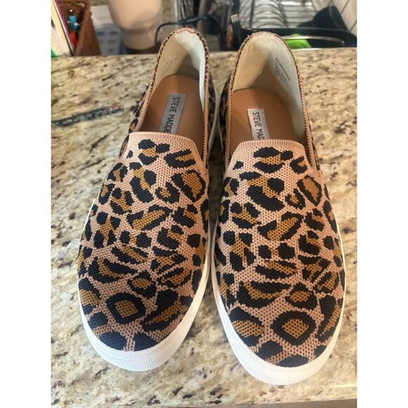Steve Madden Mailer Leopard Print Slip on Shoe Size 8.5 Knit Top - Picture 3 of 7